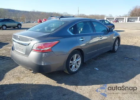 2015 Nissan Altima 2.5 Sv из США, поврежденный, VIN 1N4AL3AP9FC276635